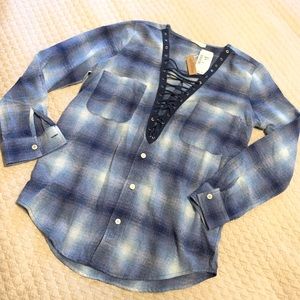 Love culture Miss Love 💕 Lace up flannel NWT